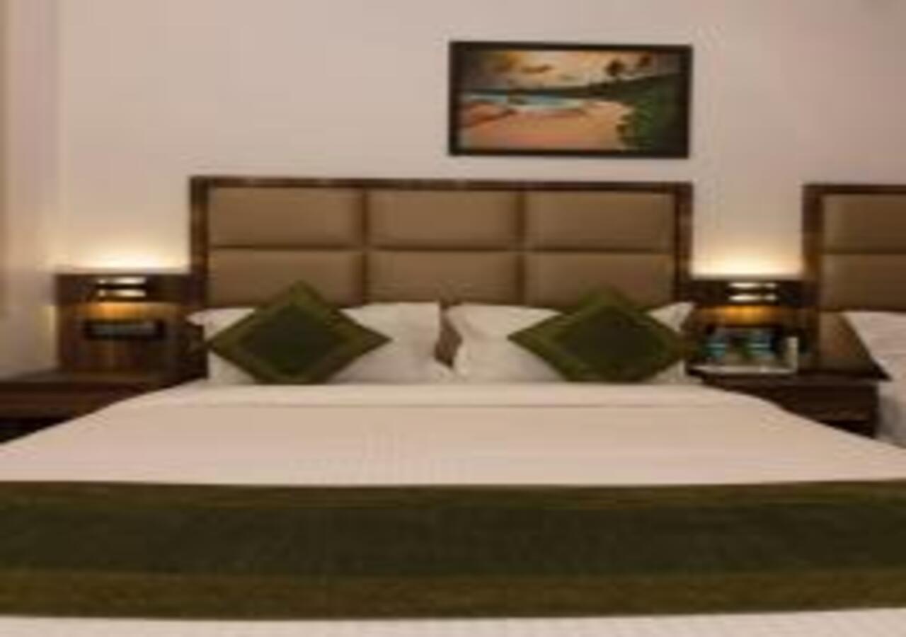 Hotel Meriton Mumbai International Airport T-2 Экстерьер фото